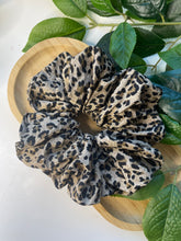 Load image into Gallery viewer, Jumbo leopard scrunchies
