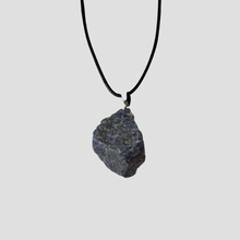 Load image into Gallery viewer, Rough stone necklace
