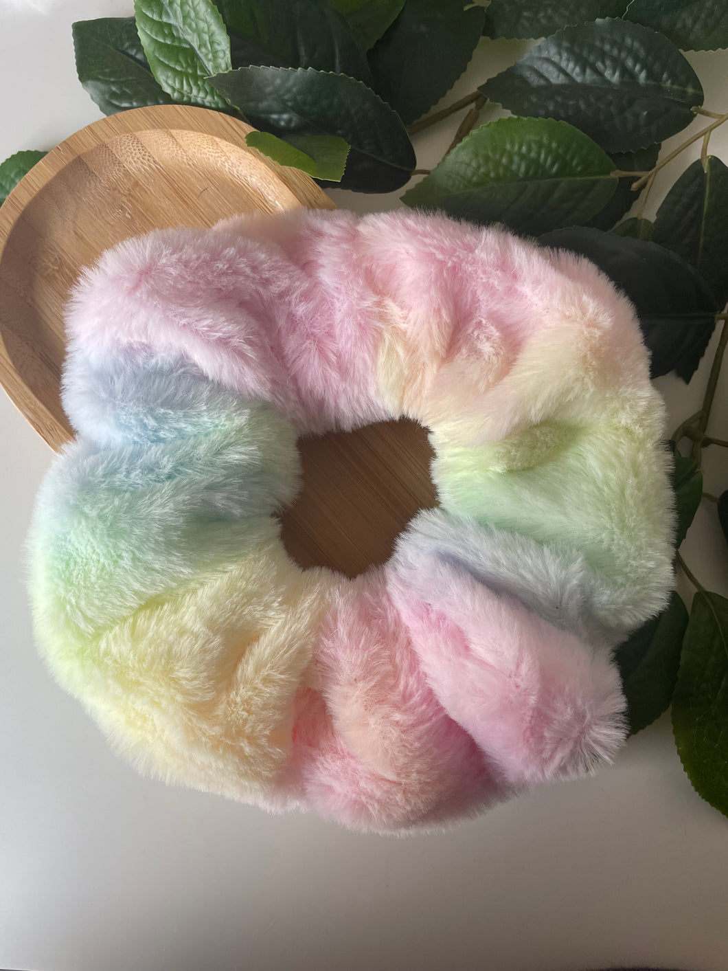 Jumbo cotton candy scrunchie